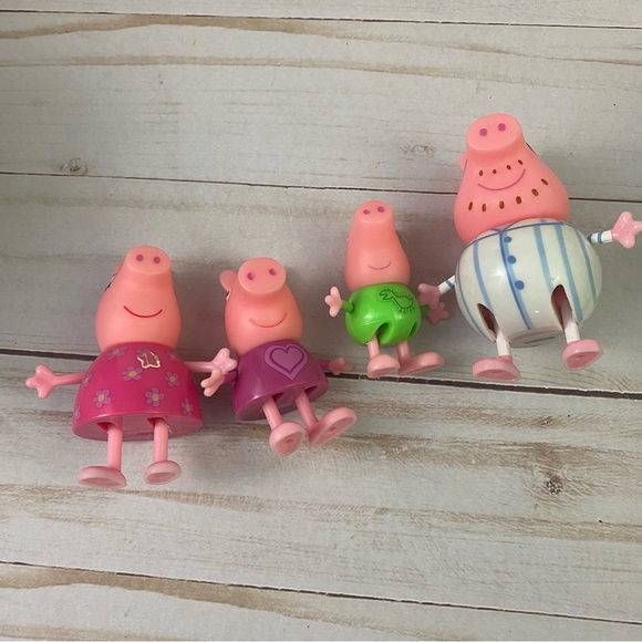 Peppa Pig Figures Family Lot Christmas Tree 7 Pc - Picture 5 of 6
